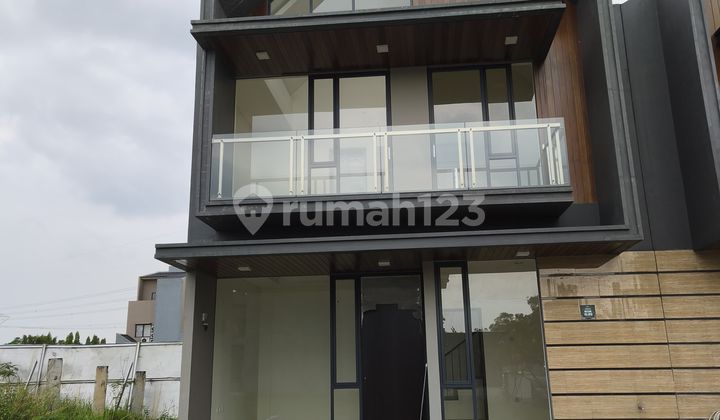 Rumah Siap Huni 4 Kamar Dekat Gading Serpong Tanpa DP