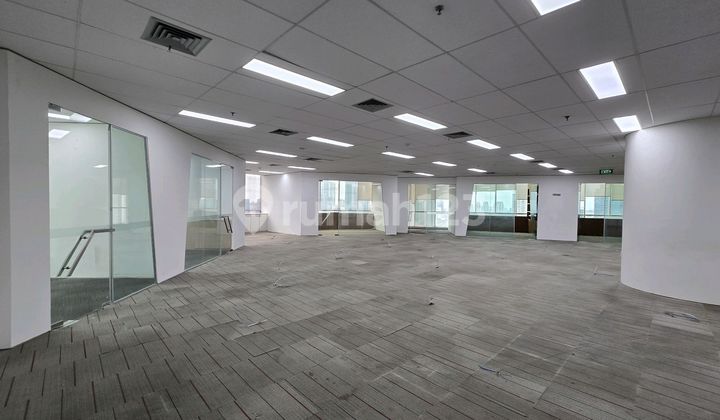 Full Floor Sale at Pandemic Price in Axa Tower, South Jakarta Full Floor Sale at Pandemic Price in Axa Tower, South Jakarta