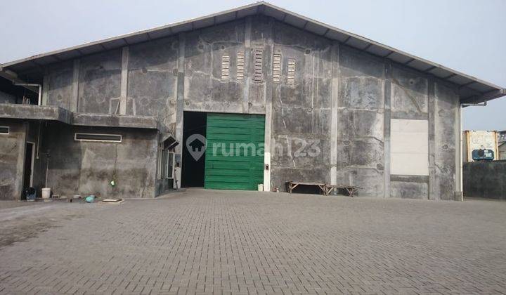 Disewakan Gudang Kondisi Baru di Margomulyo Indah 1