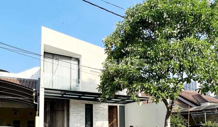 JUAL RUMAH SIAP HUNI TERAWAT ARAYA 2 POSISI DEPAN TAMAN JUAL RUMAH SIAP HUNI TERAWAT ARAYA 2 POSISI DEPAN TAMAN