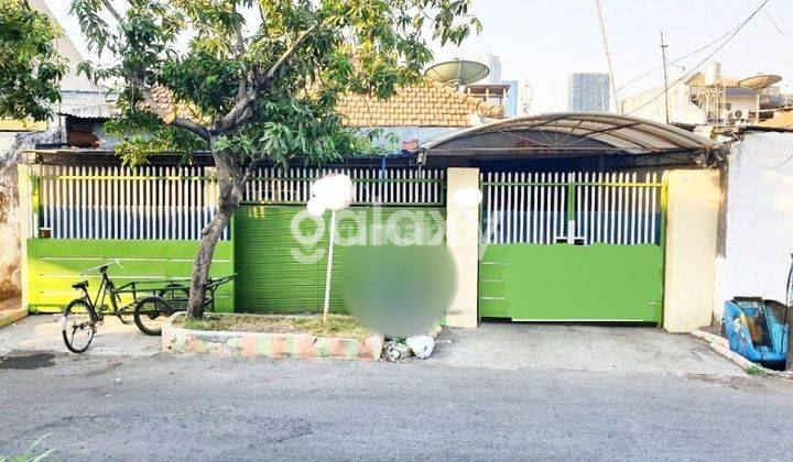 Jarang ada gudang tengah kota Pasar kembang 1