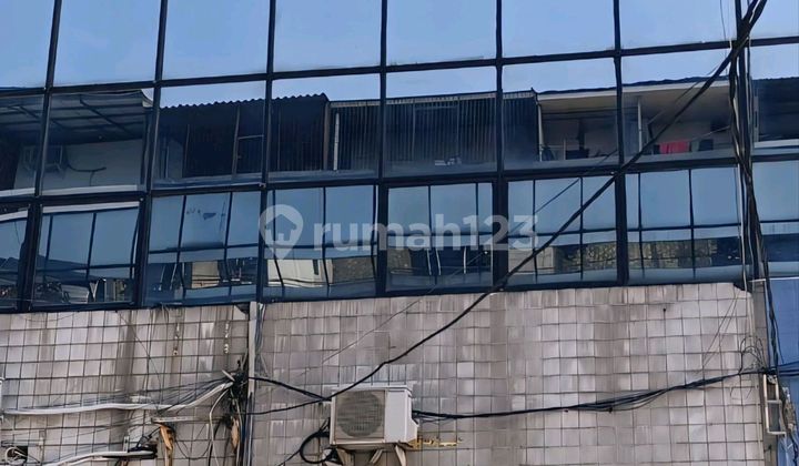 Kebon Jeruk Plaza, Jl. Pejuangan, Kebon Jeruk, West Jakarta, 3 Floors, 5 AC Units