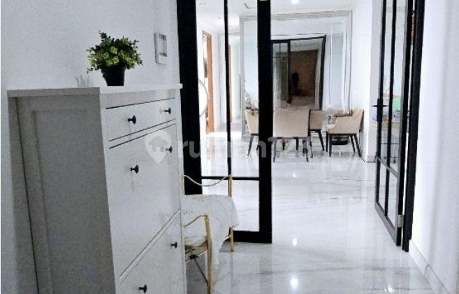 Taman Anggrek Residences, 3kt Sdh Renov Jadi 2kt.. Luas 135m2, Fully Furnish, Ada Kamar Art Juga