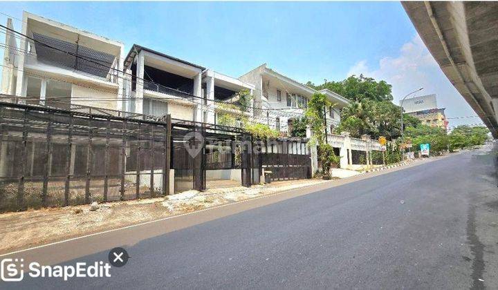 Jl. Permata Hijau Raya, Dekat Senayan City, Hotel Mulia, Grand Indonesia.. Cocok utk Rumah tinggal maupun untuk Kantor