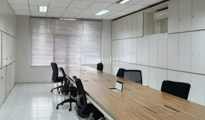 PATAL SENAYAN (PERMATA SENAYAN)  GANDENG (2 unit) HADAP JALAN RAYA ada lift org 6