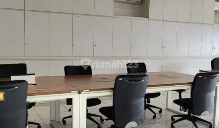 PATAL SENAYAN (PERMATA SENAYAN)  GANDENG (2 unit) HADAP JALAN RAYA ada lift org 5