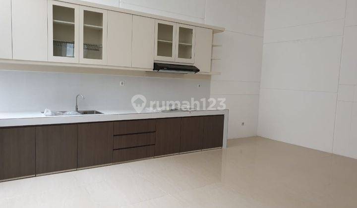 Golf Island, PIK  Lt.8 x 20 Furnished, sudah renovasi  2