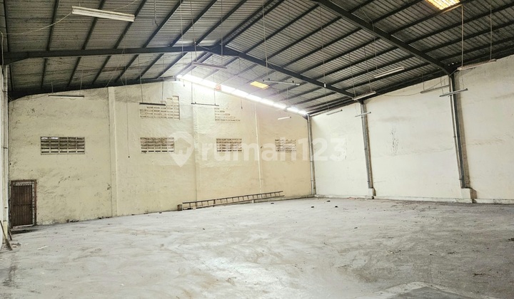 Mutiara Kosambi Warehouse2 (corner), Area 575m2, Rent Rp.220 million/year