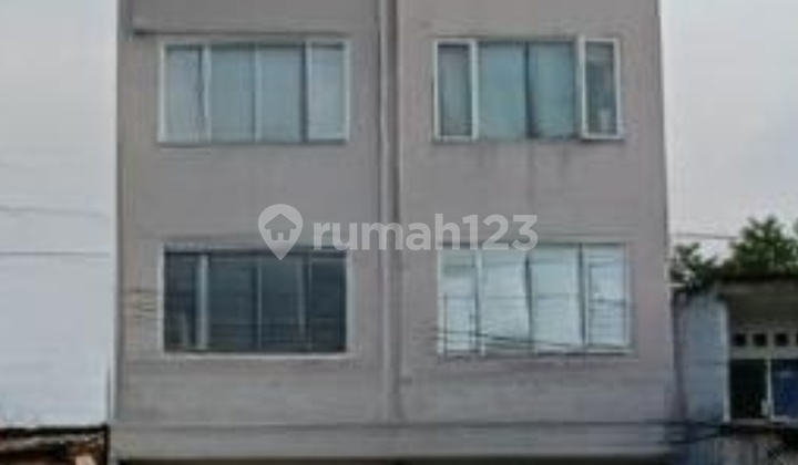 Joglo Building, 5 Floors, Land Area 117m2, Building Area 350m2, Freehold Title 1