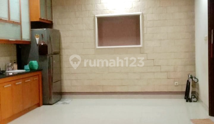 Kenari Pik1, Semi Furnished, 3+1br, South