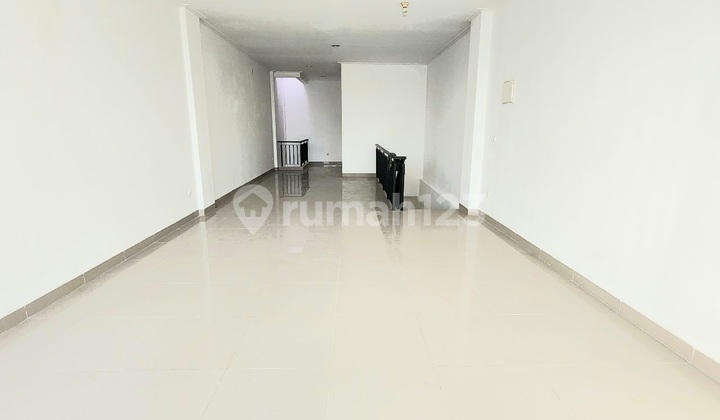 Ruko Golf Island, Pik, 4 Lantai, Luas 4,5x15