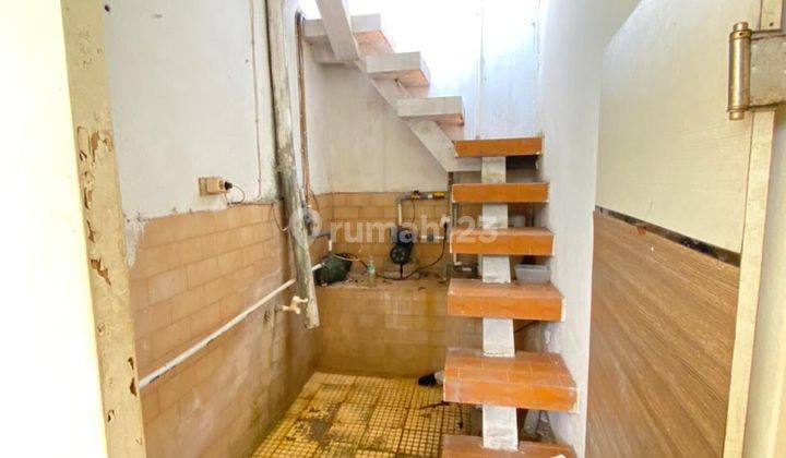 Rumah Luas 2 Lantai Area Cipedes Dekat Pusat Kota Tasikmalaya 16