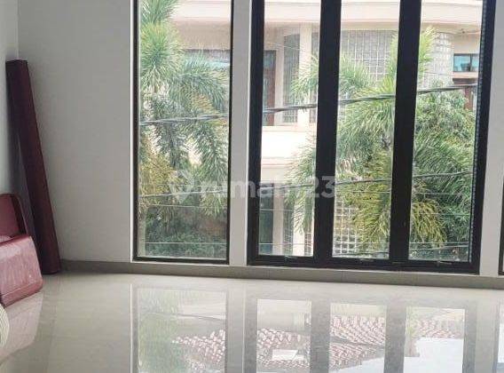 Riko 2 Lantai Utk Usaha, Kantor di Jl. Gunung Batu 3