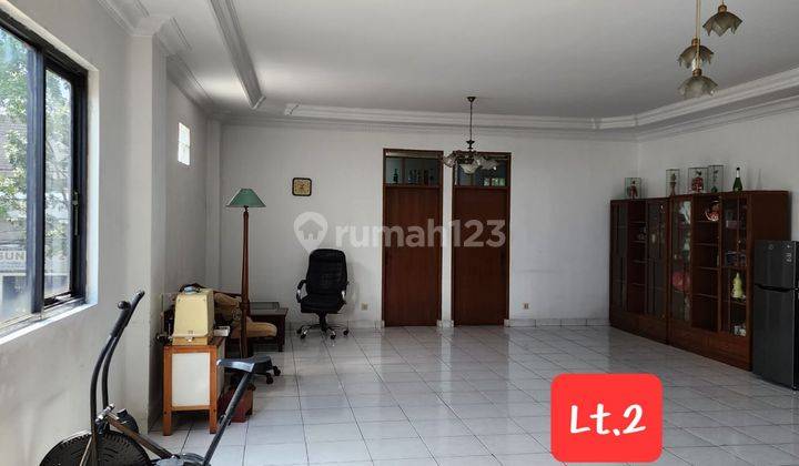 Ruko 4 Lt Cocok Utk Kantor,,cafe,usaha di Jl.cihampelas 9