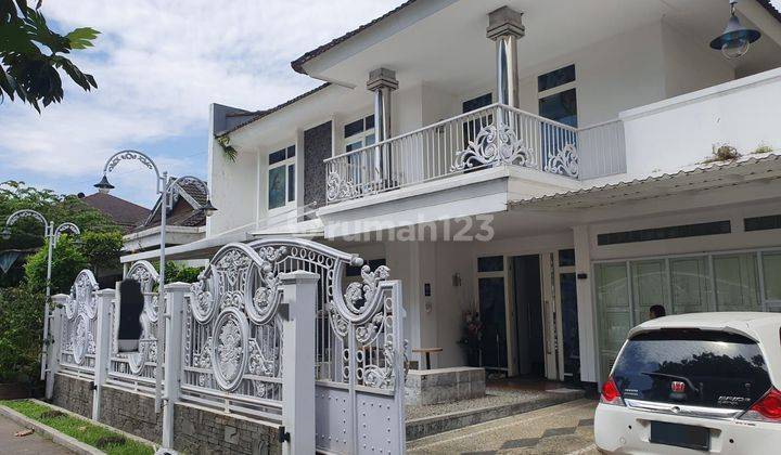 Rumah Bagus Klasik Modern di Kembar Mas Buah Batu 1