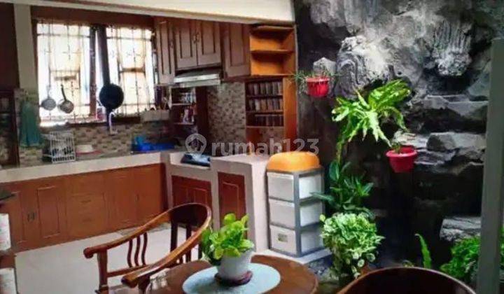 Rumah Luas dan  Asri Posisi Hook di Cikutra Bandung 2