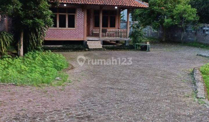 Villa Luas ada Kolam Air Panas di JL. Cipanas Baru Tarogong Garut 2