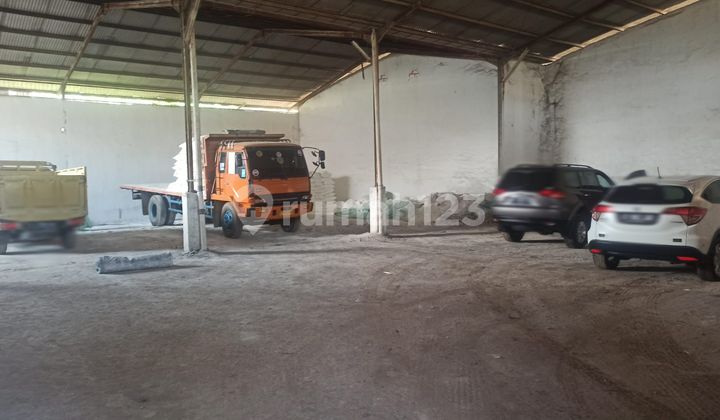 Warehouse and Office in Cibolerang Kopo Bandung