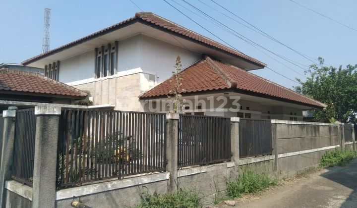 House Suitable for Culinary Business Arcamanik Main Road 2