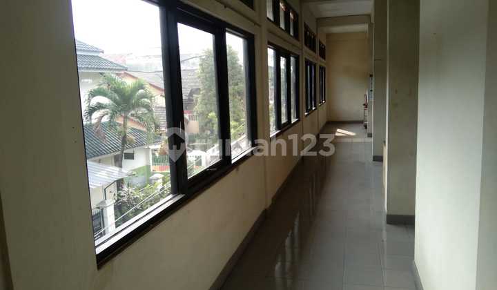 3-story Shop House for Business, Astana Anyar Main Road, Bandung.