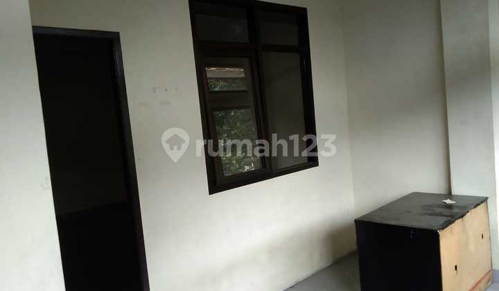 3-story Shop House for Business, Astana Anyar Main Road, Bandung.