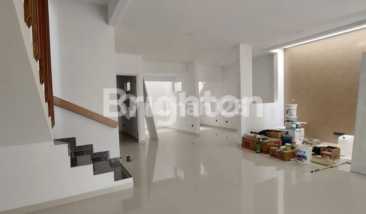RUMAH BARU BANGUNAN MANDIRI 2 LANTAI DI AMALFI GADING SERPONG 2