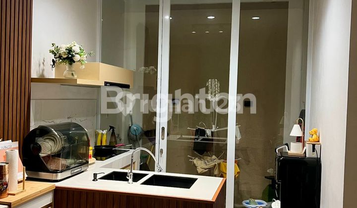 Agnesi Full Renovasi, Semi Furnish, Cantik, Instagramable, Hook, Area Taman di Samping, Summarecon Gading Serpong 2