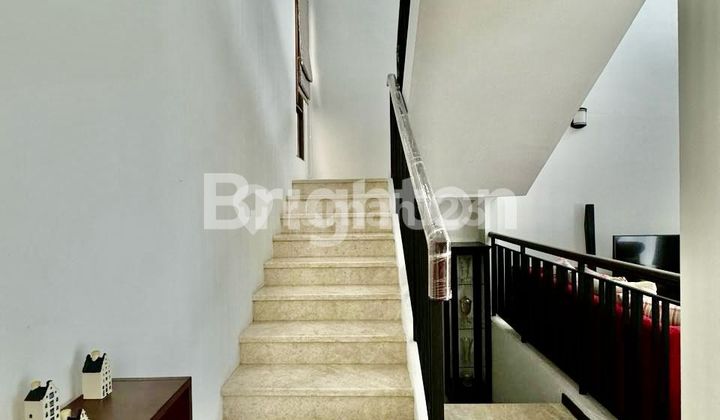 RUMAH MEWAH 3 LANTAI DI KEIA THE ZORA, BSD CITY