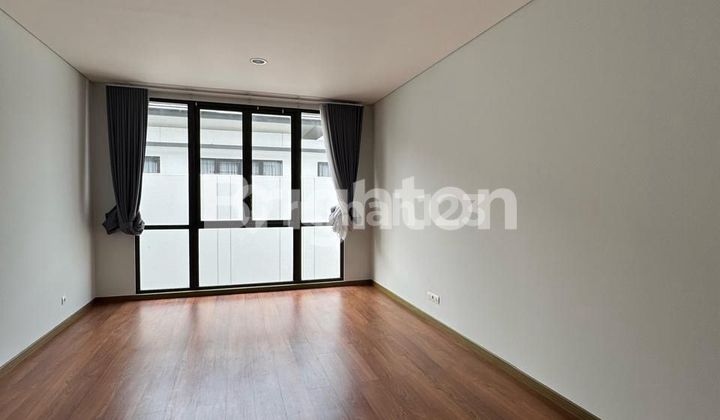 3 BRAND NEW FLOOR HOUSE WITH GARDEN VIEW LAKEWOOD CLUSTER NAVAPARK BSD 2