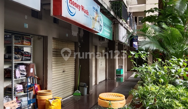 For Rent Apartment Kiosk Puri Park View Tower B Empty Pool View Affordable Price