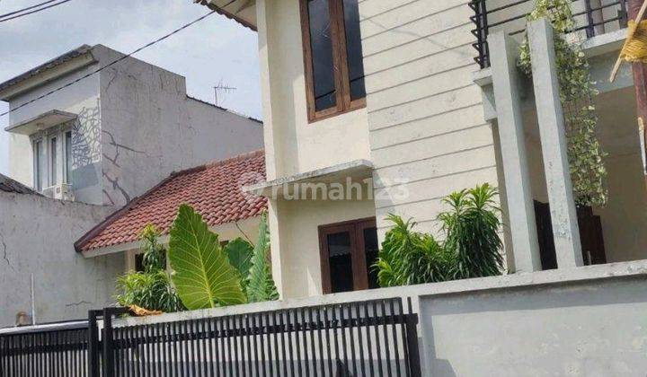 Rumah Disewakan Dekat Al Azhar Dan Pasmod.bsd 1