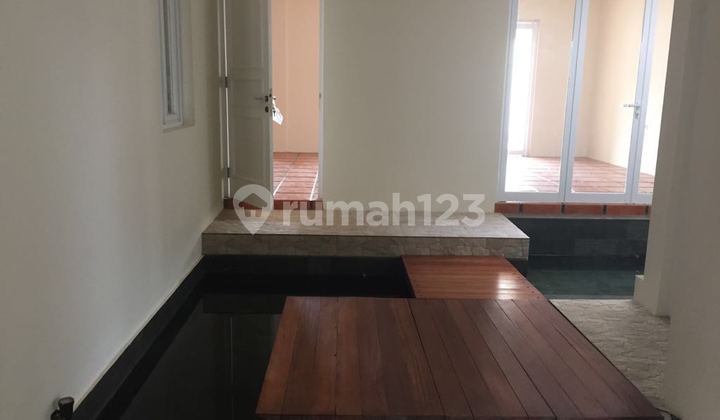Dijual Rumah Modern Di Bsd Taman Giriloka Tangsel 2