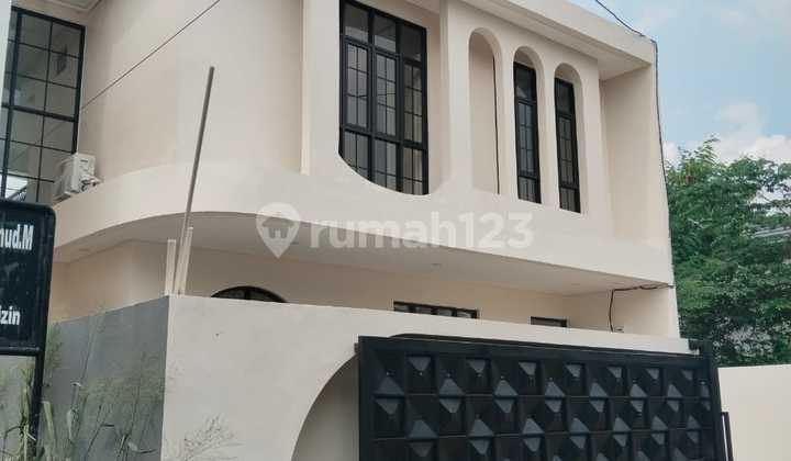 Dijual Rumah Lux Ada Wpool.deket Tol.ciputat Pamulang Ready. Dijual Rumah Lux Ada Wpool.deket Tol.ciputat Pamulang Ready.