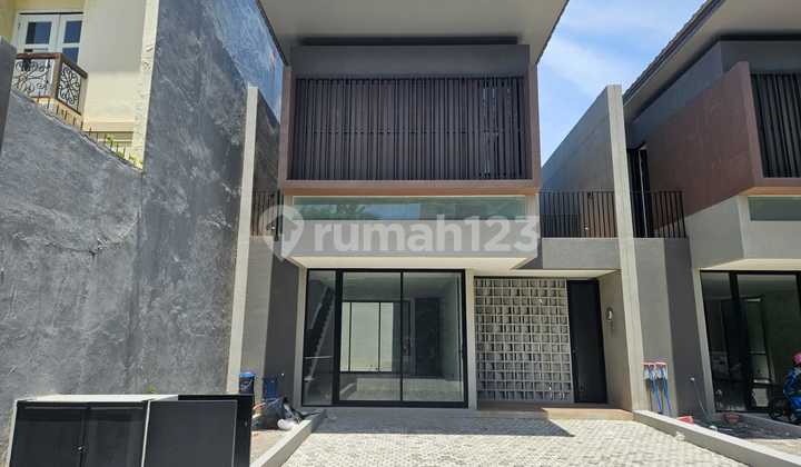 Dijual Rumah Baru Gress Central Park Mulyosari Surabaya
