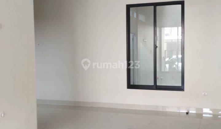 Dijual rumah 2 lantai free 4 unit ac di regency melati mas  2