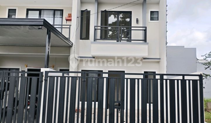 Dijual Rumah 2 Lantai Siap Huni Citra Raya