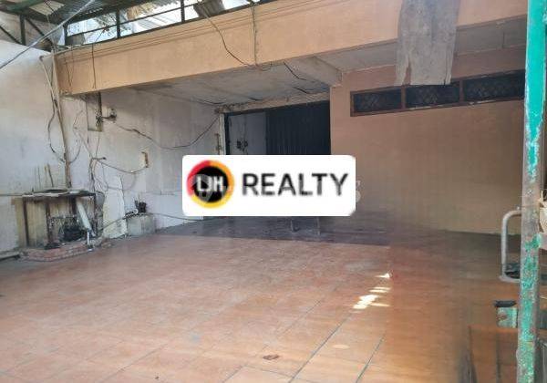 Bangunan Tua Cocok Untuk Usaha/Showroom/Toko Lokasi di Area Komersil di Grogol, Jakarta Barat 1