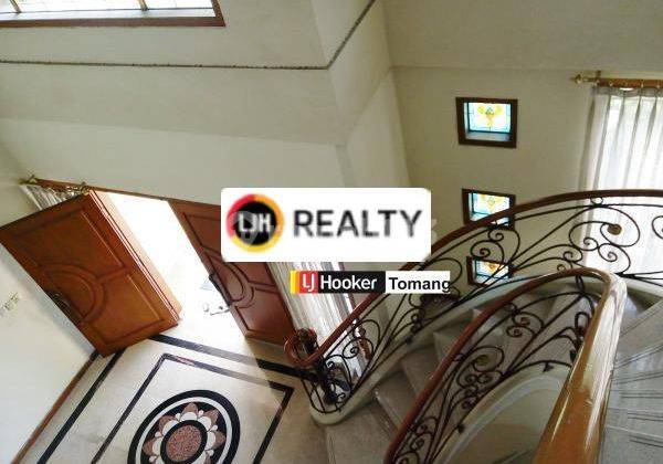 RUMAH Besar Furnished  Siap Huni daerah Grogol, Jakarta Barat 1