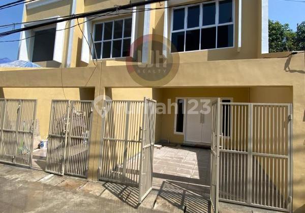 Rumah baru Nyaman dan siap huni Rumah baru Nyaman dan siap huni