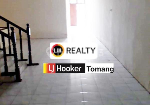 For Sale 3-Storey House Located in a Commercial Area in Grogol, West Jakarta 2