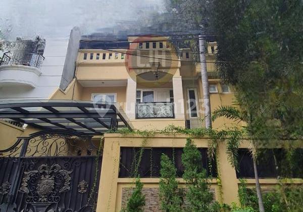 Rumah mewah di jakarta pusat Rumah mewah di jakarta pusat