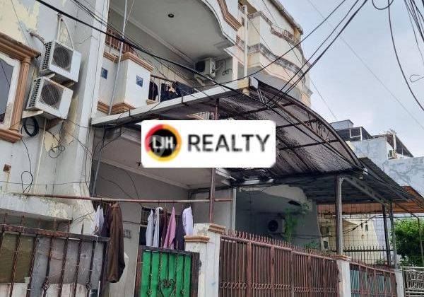 Rumah Kost 3 Lantai Lokasi Strategis di Grogol Jakarta Barat 2