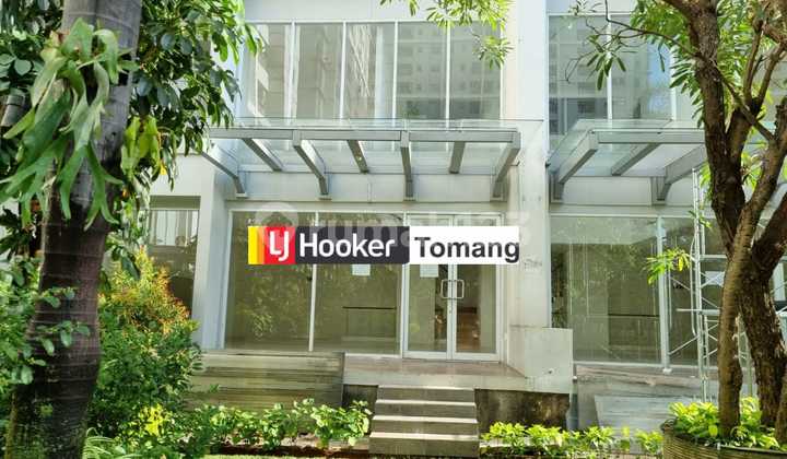 Gardenhouse/townhouse View Bagus, Strategis Di Seasons City Jakarta Barat