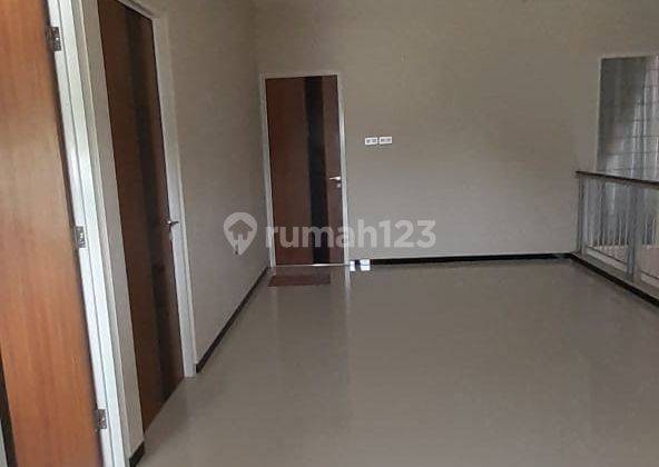 Sewa Rumah Boulevard Graha Padma 2