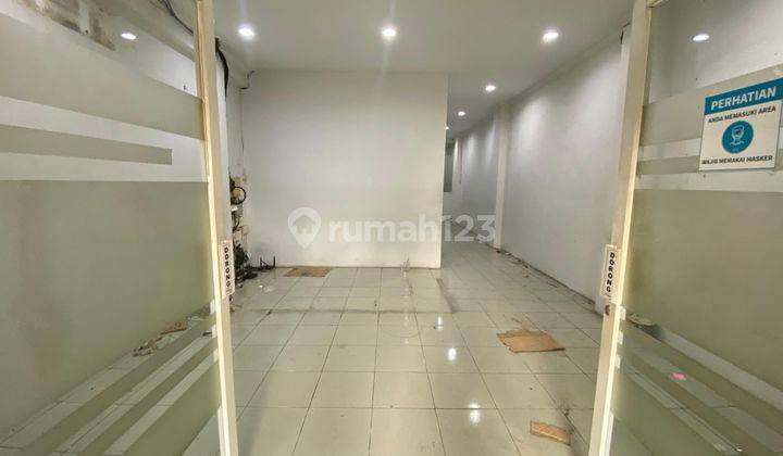 Disewakan Ruko Central Park Raya Mulyosari Surabaya