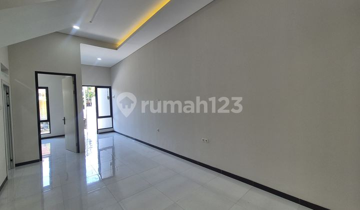 Dijual Rumah Villa Kalijudan Indah Dekat Pakuwon City Surabaya 2