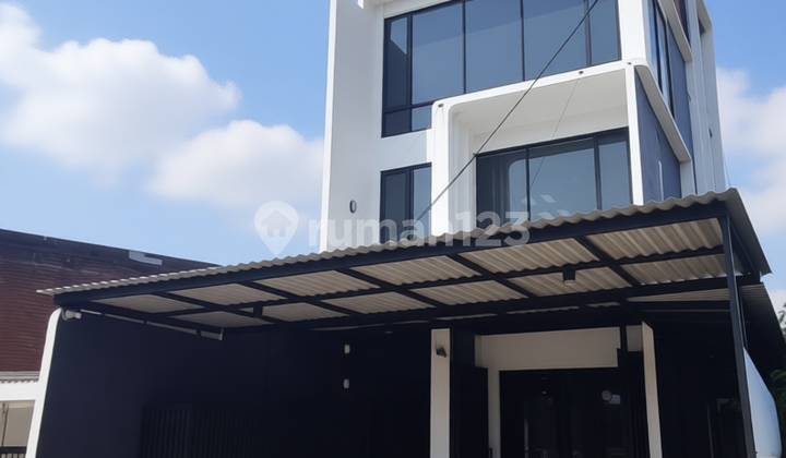 For Rent: Business Space Formerly Billiard & Cafe at Raya Dr. Ir. H. Soekarno (Raya Merr), Surabaya 1