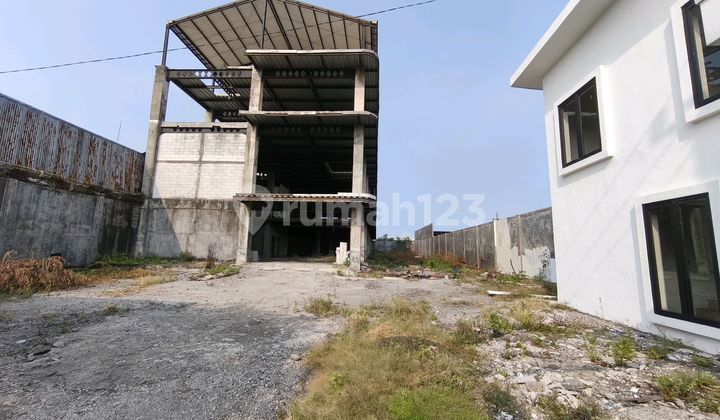 Rental Business Space in Kedung Cowek, Surabaya