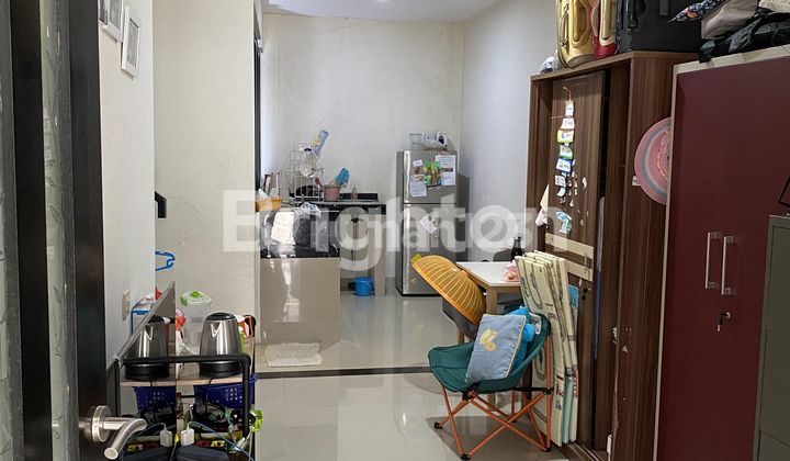 READY-TO-OCCUPY HOUSE, JUST 10 MINUTES TO TAMBAKSUMUR TOLL, NEAR MERR, CLOSE TO PONDOK TJANDRA, RUNGKUT. 2