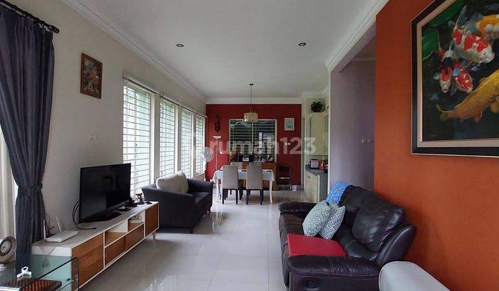ruang keluarga rumah siap huni alam galaxy